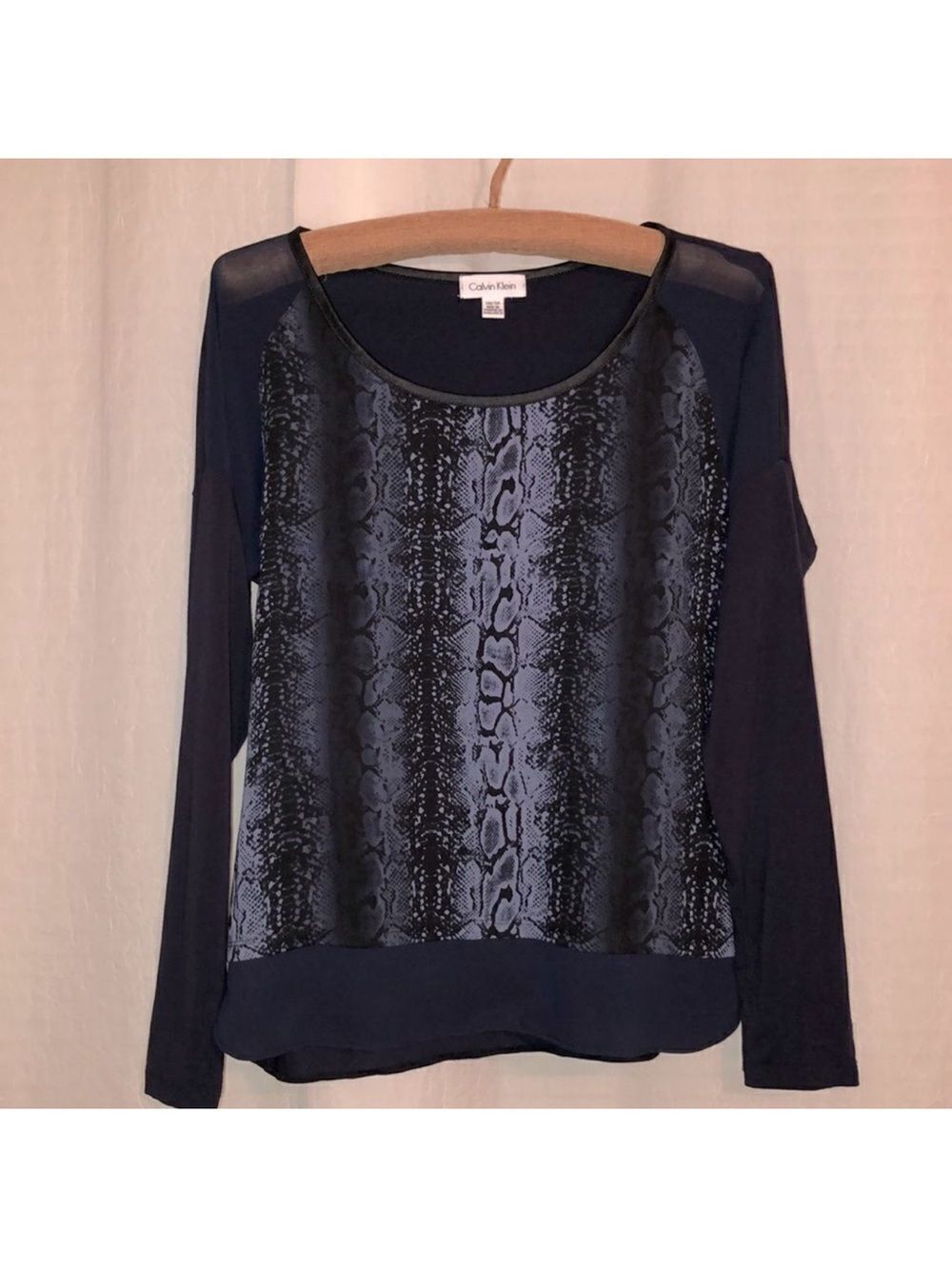 Calvin Klein XS Sheer Shoulder Inset Python Print Navy Dressy Top